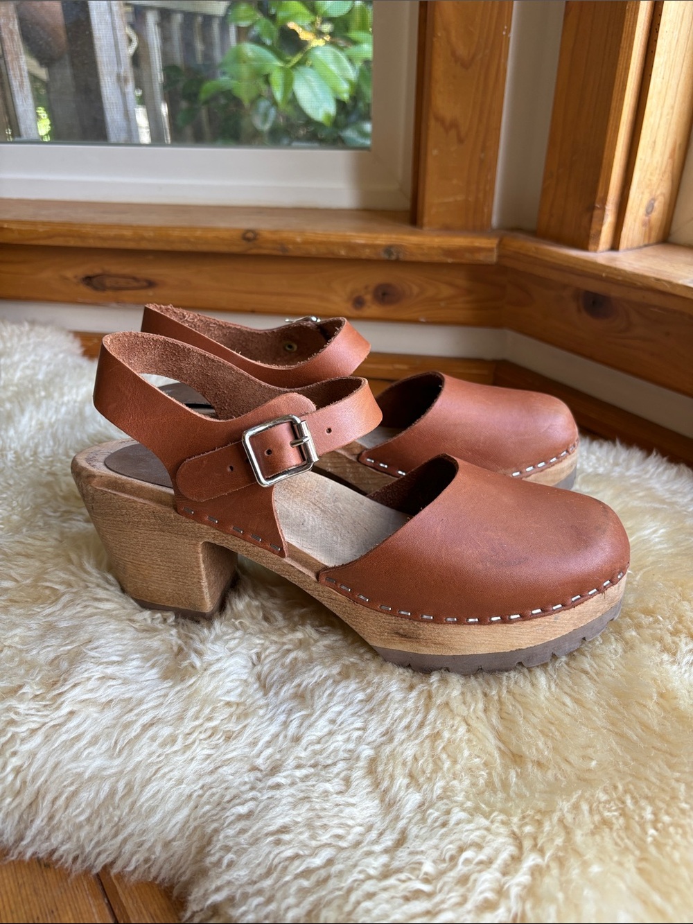 Swedish Wooden Clogs - Picture 3 of 9